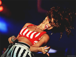 belluslatina:  Rihanna - Rock in Rio - 09/24/2011 