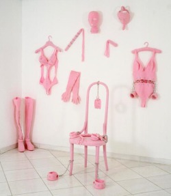   Sado/Maso By Patricia Waller, 2000 it’s a pink life 