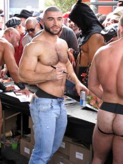 dickstracted:  Francois @ Folsom 