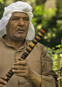 salaambae-blog:  This man sells flutes for a living. You find