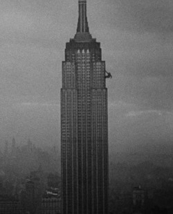oldhollywood:  King Kong (1933, dir. Merian C. Cooper & Ernest