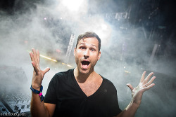 cheap-bliss:  wahhh!  Kaskade is a fucking cutie.