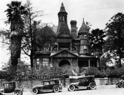  The Bradbury Mansion in Los Angeles, CA - Occupied for years