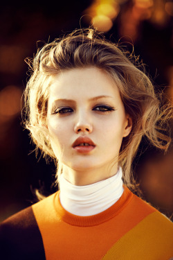 unusualyoung:  Lindsey Wixson 