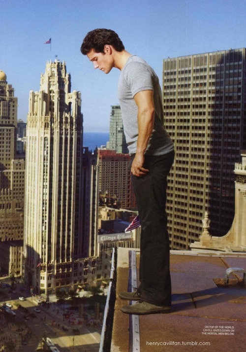 henrycavillfan:  Henry Cavill covers Men’s Health November 2011 issue 