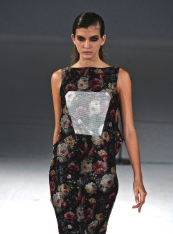 Caterina Ravaglia @ Hussein Chalayan Spring 2012