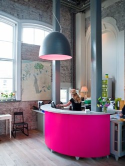 colour-planet:  Perfect work space <3 