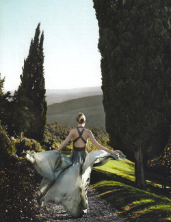 adjectival:  Tuscan Turnaround, Lara Stone by Mario Testino for