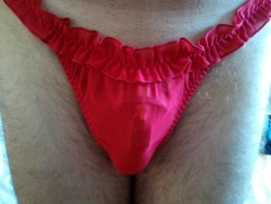 boy2spank:  Me in a cute, red thong. There’s a bow in the back