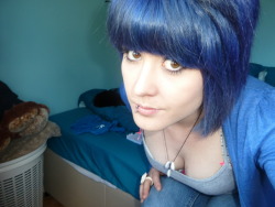 fuckyeahfantasyhair:  I miss my all blue hair! Thanks for the