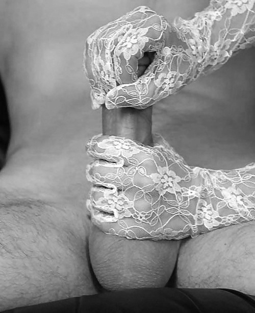 headfullofsmut:  Oh my gloves on cock ive gone all weak 