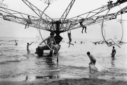 Caspian Sea, Baku, Azerbaijan photo by Jason Eskenazi, Wonderland