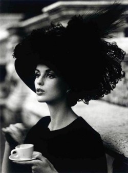 iconoclassic:  Dorothea McGowan, William Klein (via Dorothea