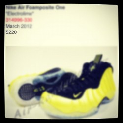 SUUUUUUPER EASY PASS! GTFOH #Nike #sneakerholics  (Taken with