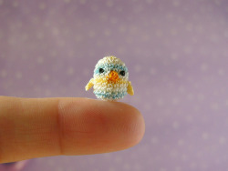 sewsoweird:  Bird on a finger by MUFFA Miniatures on Flickr.