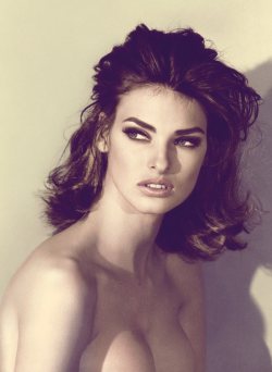 Linda Evangelista Photography by Steven Meisel Published in Visionaire,