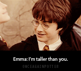  Emma: Eu sou mais alta do que você. Emma: Ou eu vou me tornar