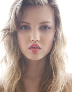 Lindsey Wixson