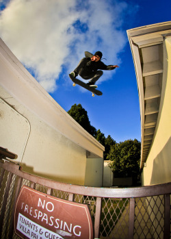 kurtttt:  Jared bs flip roof gap, camarillo, fall 2010 