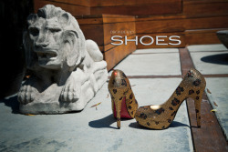  shoe-gasm : GOTHAM BLONDE | SHOE PAGE | photographer : landis