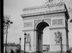 itsbeenaperfectday:  Arc de Triomphe  