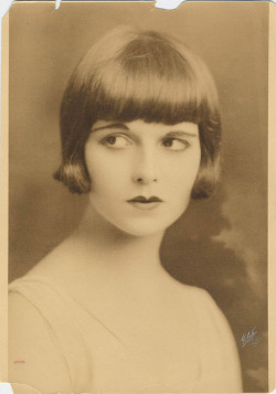 sugarmeows:  Portrait of a very young Louise Brooks, when she