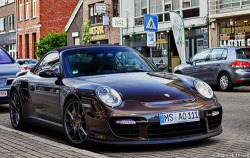 carpr0n:  I like to change Starring: Porsche Turbo Cabriolet