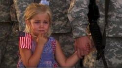 belgoroth:  forthemilitaryloves:   Story behind this? Her dad