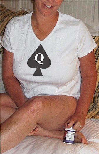 greg69sheryl:  A Queen of Spades takes her vitamins for her BBC visit. (via speedy) 