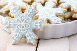 gastrogirl:  snowflake sugar cookies. 