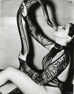 vintagegal: Burlesque dancer, Zorita c. 1938 