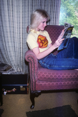 shutupfuckheads:  CHERIE CURRIE xxx aw aw. 