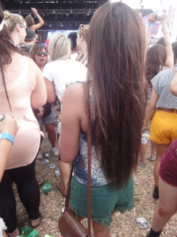 y0uungwildandfreee:  can i have your hair ?