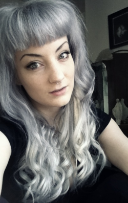 I finally have super grey hair, this new dye colour is amazing.
