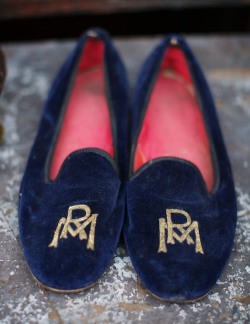 clubmonaco:   Prince Albert Slippers  Slip on your velvet Prince