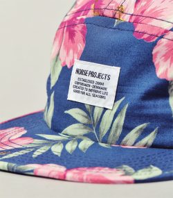 ch0colateandcigarettes:  neeeeedsomeone give me this