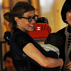 aliceinwonderbread:  sunnyguns:  THE DEMON BABY HAS ARRIVED!  y’all know that’s her ACTUAL son, right? like connie britton has a son and that’s him and that’s not the demon baby in the slightest? THIS IS THE ACTRESS CONNIE BRITTON WITH HER ADOPTED