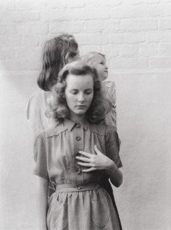 paperspots:  15-year-old Petula Clark in Vogue, 1947. 