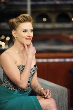 HMMMM… MY BEARD  lostinscarlett:  Late Show with David