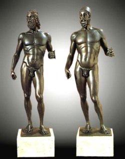 theweirdthewonderful:  Bronzi di Riace 