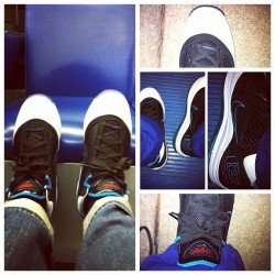 #todayskicks #sneakerholics I rolled em out for today…get