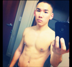 asianmales:  I’d hitch some reins to those tits and ride him