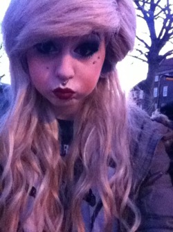 natalie-janex:  Me and Ciara are sat in the cold waiting for