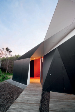 architectureblog:  (via Klein Bottle House | iGNANT) 
