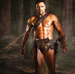 Manu Bennett as Crixus