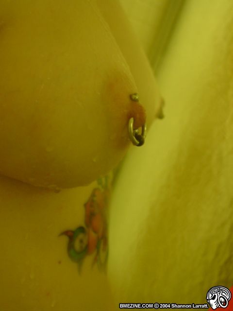 nice double nipple rpiercings!