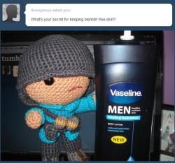 askdollysolly:  THE MOST MANLIEST OF MANLY LOTION YOU WILL FIND WHAT BETTER WAY TO COOL OFF YOUR SKIN AFTER BEING SET ON FIRE FROM A HARD DAYS WORK((Sorry that took so long, holidays n’ all..)) 