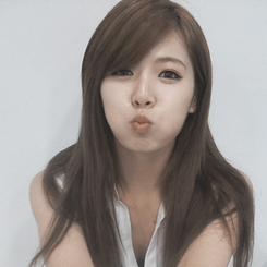 simpatie-blog:  au meme | hyuna x junhyung ♔ as a couple -