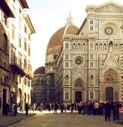 archiphile:  florence italy | more old architecture 