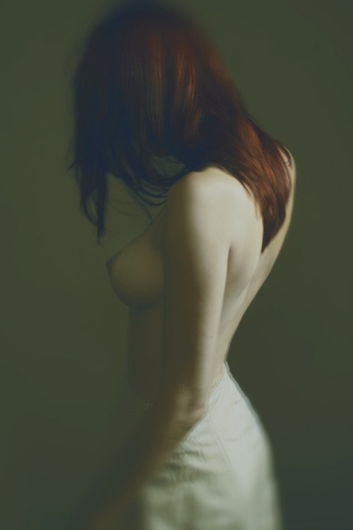 whatshewanted:  she could still feel his touch  A redhead for you, Sir.